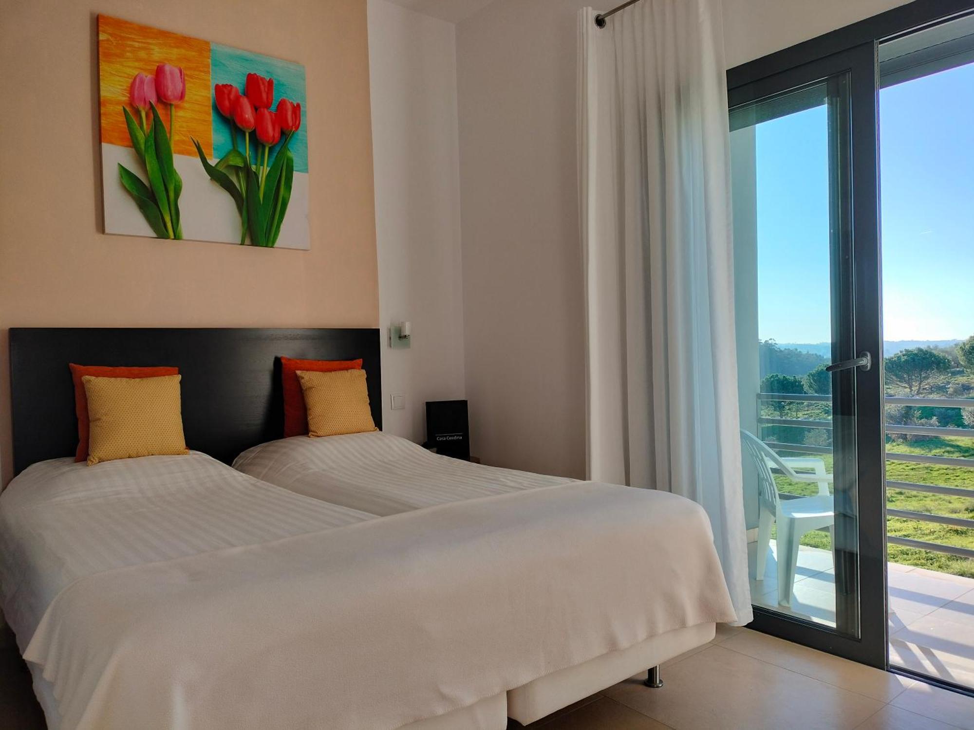 Casa Ceedina Bed And Breakfast & Beauty Batalha Exterior foto