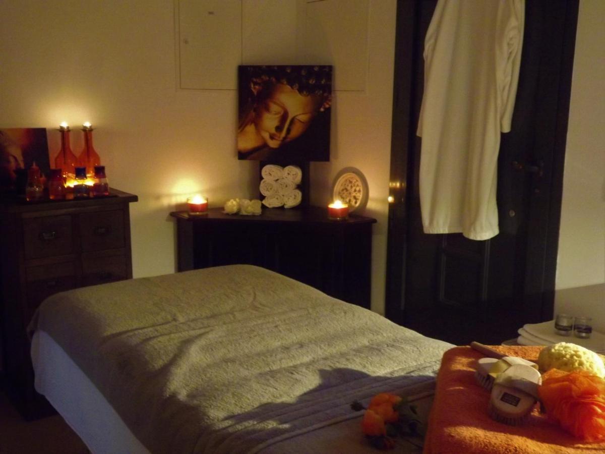 Casa Ceedina Bed And Breakfast & Beauty Batalha Exterior foto